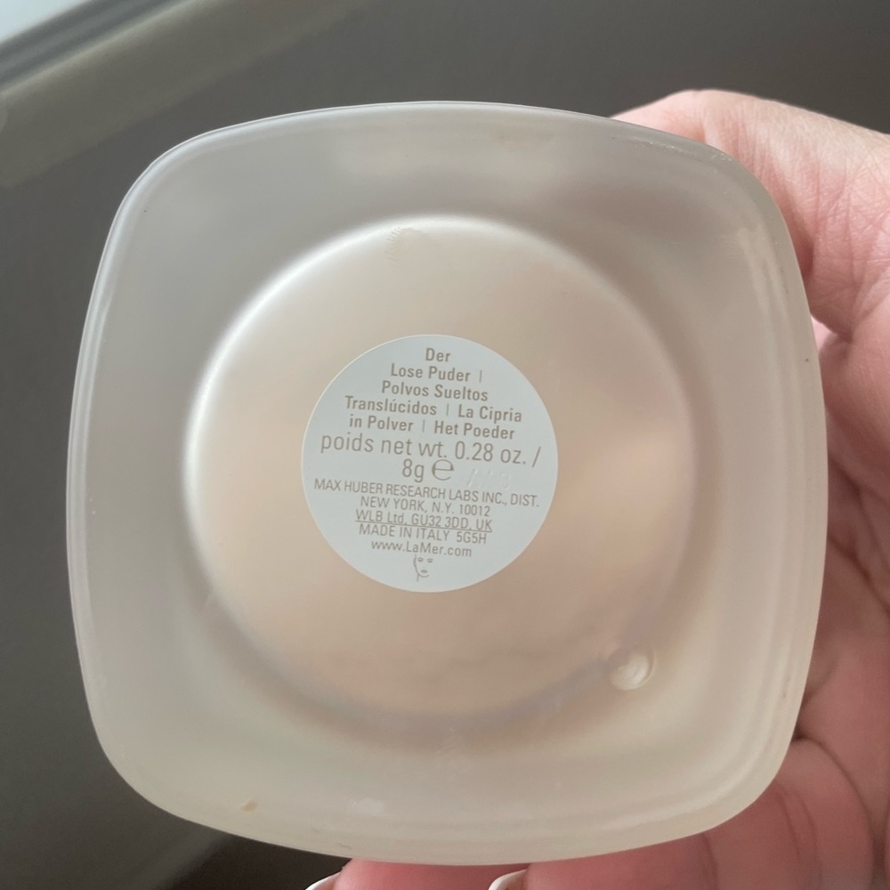 La Mer Loose Powder